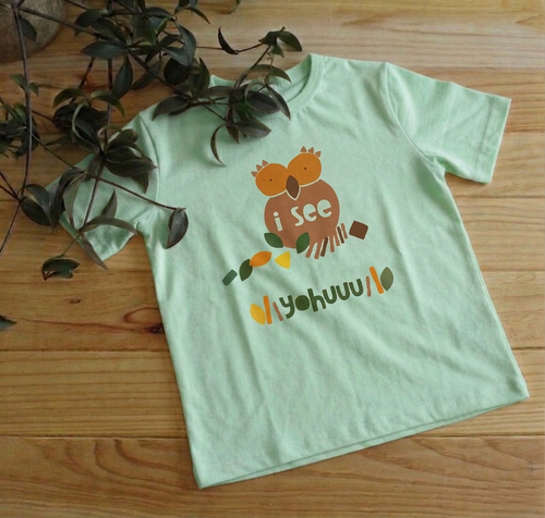 T-shirt infantil manga curta com estampa de mocho em verde mint – Gaga Shapes